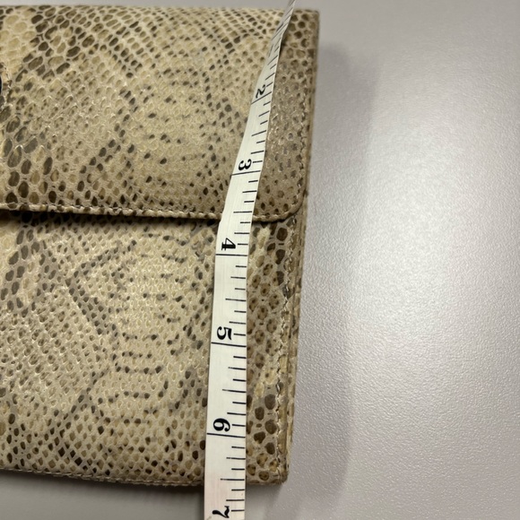 Hobo Leather Snakeskin Print Clutch Bag - Picture 11 of 12